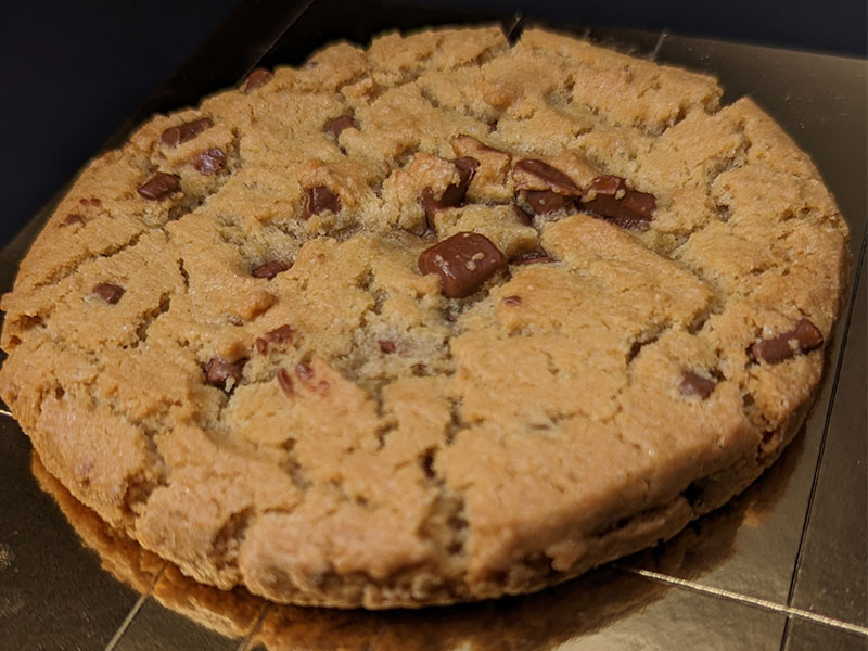 Maxi Cookie aux pépites de Chocolat par le restaurant Polychrone à Marseille